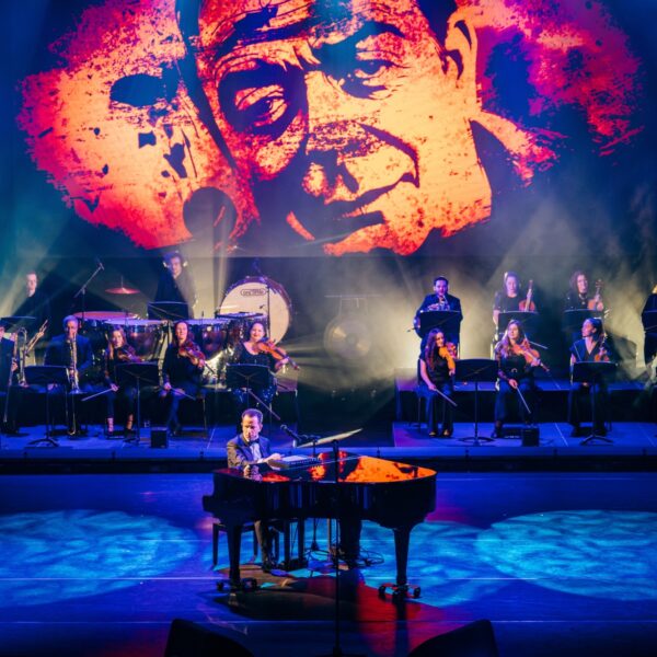 NPO Radio 2 Top 2000 spectaculair gestart met vernieuwde openingsshow