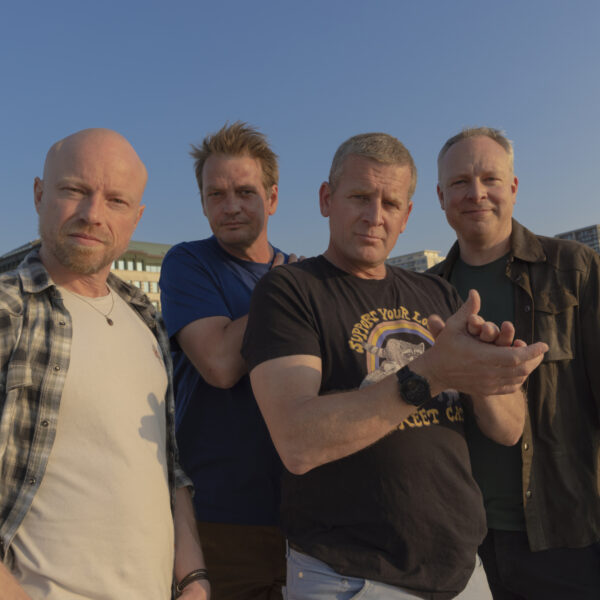 Racoon-fans opgelet: vrijdag live in Jan-Willem Start Op!