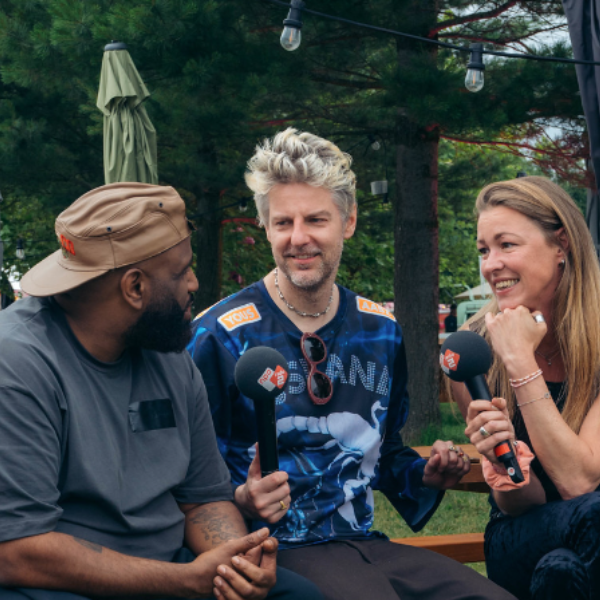 Annemieke interviewt De Jeugd van Tegenwoordig: 'Wij zijn een stukje van Nederland'