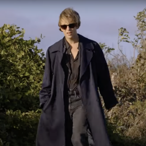 Black Friday: een gekwelde Tom Odell stoort zich aan koopwoede en overconsumptie