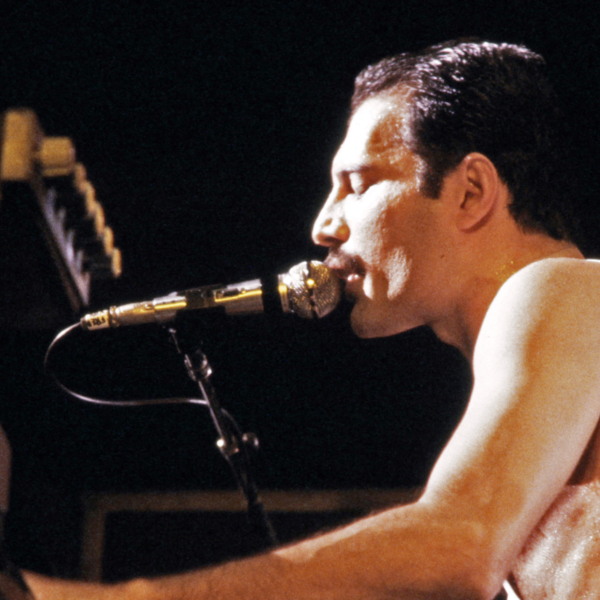 Beluister hier de NPO Radio 2 Top 2000 van 2025 op Spotify