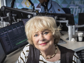 Tineke de Nooij stopt met radiomaken: Annemieke belt haar op in A-Lunch!