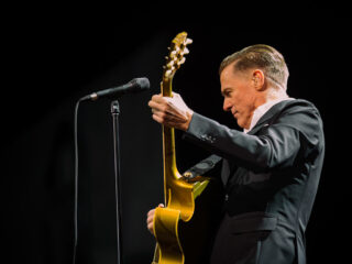 Bryan Adams geeft optreden in Rotterdam Ahoy