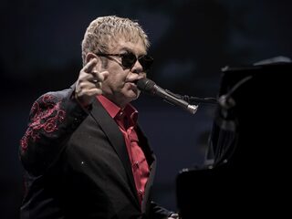 Jan-Willem haalt verhaal bij recensent: nieuwe album Elton John krijgt één ster?!