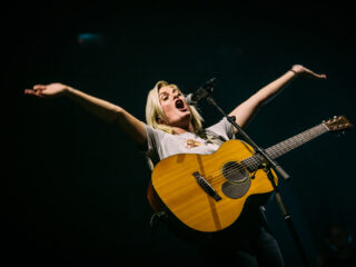 Miss Montreal over haar nieuwe single Geef Me Dan Even: 'Ik moet zijn wie ik ben'