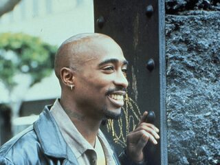 2Pac pleit voor gelijkheid in zijn postume hit Changes