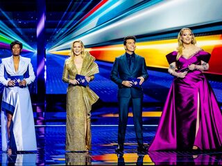 Spectaculaire finale-jurken Songfestival gaan vandaag naar Beeld en Geluid