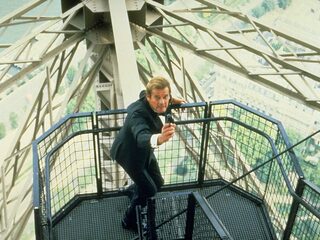 De titelsongs van Roger Moores Bond: van McCartney tot Duran Duran