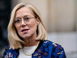 Sigrid Kaag reageert bij Ruud de Wild op rechtszaak tegen bedreiger
