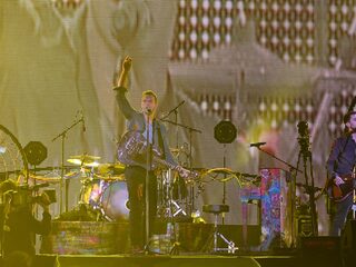 Corné Klijn interviewt Coldplay over Music of the Spheres