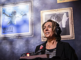 Carmen voegt nummer voor haar overleden schoonvader toe aan Top 2000 stemlijst