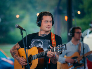 Douwe Bob kondigt show aan in AFAS Live