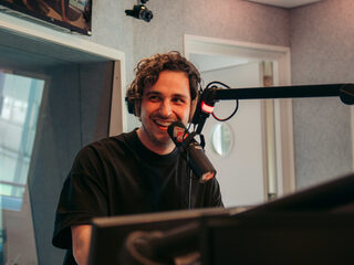 Nielson haalt inspiratie uit levensmotto broer na kanker: 'Altijd een reden om te stralen'