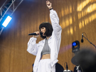 MEAU bezingt een giftige relatie in Dat Heb Jij Gedaan