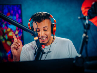 Morad over nieuwe avondshow: 'Ik ga een jongensdroom waarmaken'