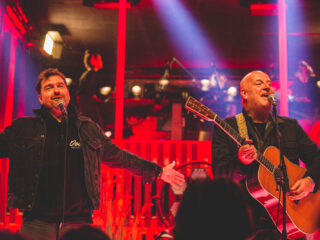 Bekijk hier de fragmenten van NPO Radio 2 vanaf HIER Festival terug