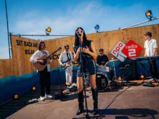 RONDÉ vaart eigen koers met Undecided