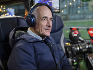 Frits Spits over de allereerste Top 2000: 'Een platenkoffertje meenemen op de fiets'