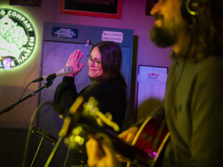 Within Temptation covert Imagine Dragons' Radioactive