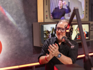 Jeroen van Inkel draait de nummer tweeduizend: 'Koester alles wat je hebt'