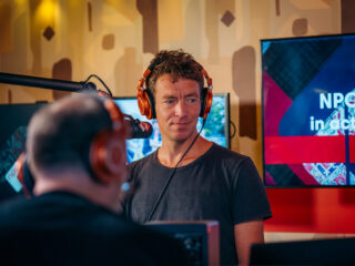 Hennie vraagt een wensplaat aan voor haar overleden vader: 'Ons liedje'