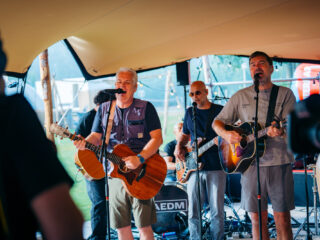 Acda en de Munnik pakt NPO Radio 2 TopSong met Ik Zeg Niets