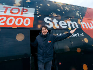 Een bijzondere herinnering met een Top 2000-artiest? Laat ’t hieronder weten!