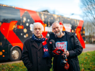 Spinvis stemt op Yéké Yéké: ‘Ik vind het tijdloze muziek’