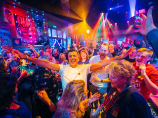 Volg NPO Radio 2 op Instagram, Facebook en TikTok