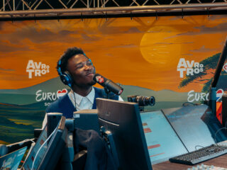 Claude ontroerd door succeswensen van familie, vrienden en collega’s