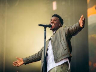 Nieuwe muziek van Claude: luister hier naar Eb & Vloed