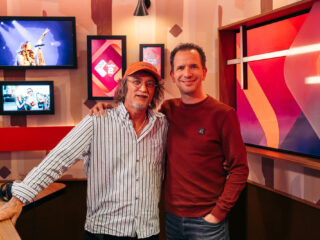 KANE-gitarist Dennis van Leeuwen te gast bij Bart Arens: 'We zijn echt aan het afsluiten'