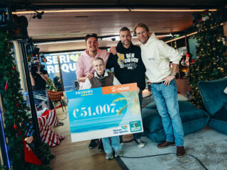 Leo Alkemade komt met dochter Liselot langs in het Glazen Huis