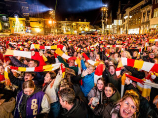 Op de Markt in 's-Hertogenbosch brandde zeker nog licht tijdens de Brabantse nacht