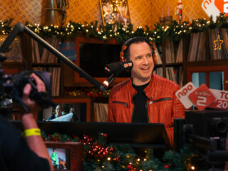 Bart Arens wint de RadioRing voor Populairste Presentator