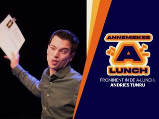 Komiek Andries Tunru ontleedt de menselijke geest in ‘In Theorie’