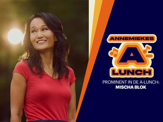 Podcastkoningin Mischa Blok geeft de nieuwste podcast-tips