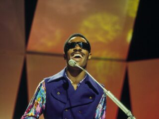 Stevie Wonder schreef Superstition voor Jeff Beck, maar bracht het zelf uit