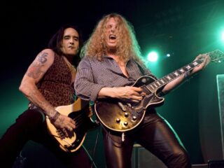 Oud Thin Lizzy-gitarist John Sykes (65) overleden