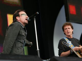 De zeven meest bijzondere samenwerkingen van Bono