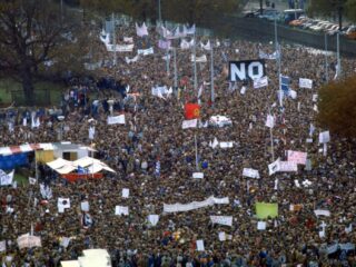 Liever Live: Marja zag Klein Orkest optreden tijdens het antikernwapendemonstratie in 1983