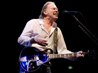 Neil Young viert 50-jarig jubileum met heruitgave Harvest