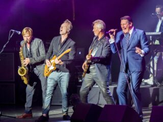 Het verhaal achter Through The Barricades van Spandau Ballet