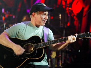 Het verhaal achter Paul Simons Diamonds On The Soles Of Her Shoes