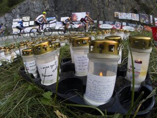 Luisteraar Arjan beklimt de Alpe d'Huez om vriendin Paola te ondersteunen