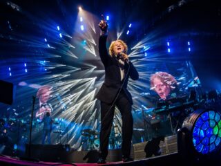 Simply Red kondigt dertiende album aan met nieuwe single