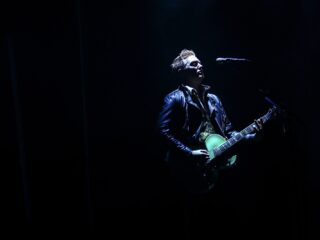 De woestijnsound van Queens Of The Stone Age-zanger Josh Homme