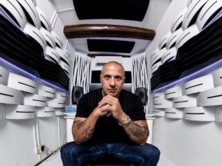 Paul Elstak ontvangt vandaag Gouden Harp: 'Mooie erkenning voor het genre'