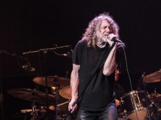 Robert Plant begraaft strijdbijl met Stairway To Heaven