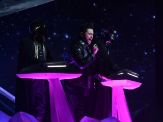 The Weeknd slaat op I Feel It Coming de handen opnieuw ineen met Daft Punk